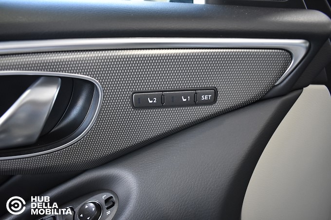 INFINITI 2.2 diesel AT Premium