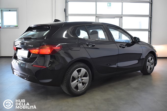 BMW 116d 5p. Business Advantage