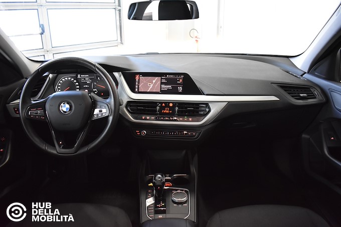 BMW 116d 5p. Business Advantage