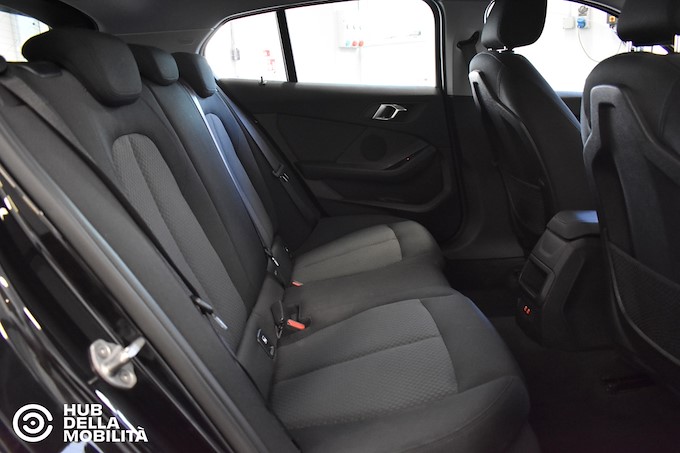 BMW 116d 5p. Business Advantage