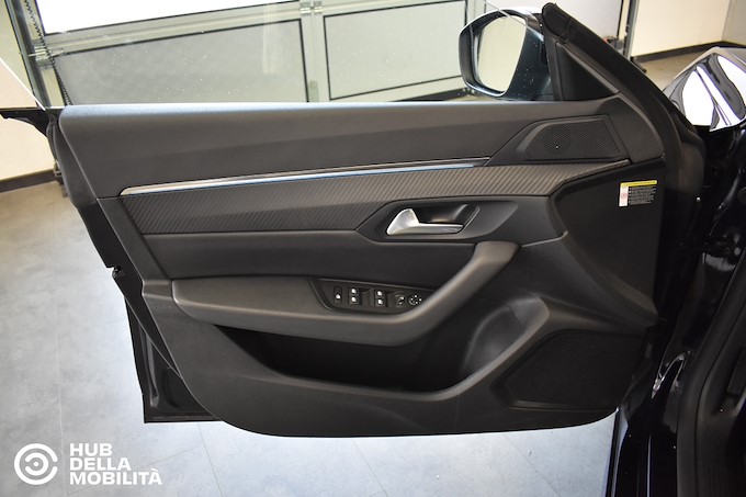 PEUGEOT 508 BlueHDi 130 Stop&Start EAT8 SW Allure Pack