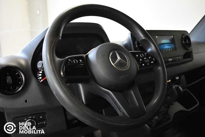 MERCEDES-BENZ Sprinter F43/35 416 CDI RWD TA-RG Furgone