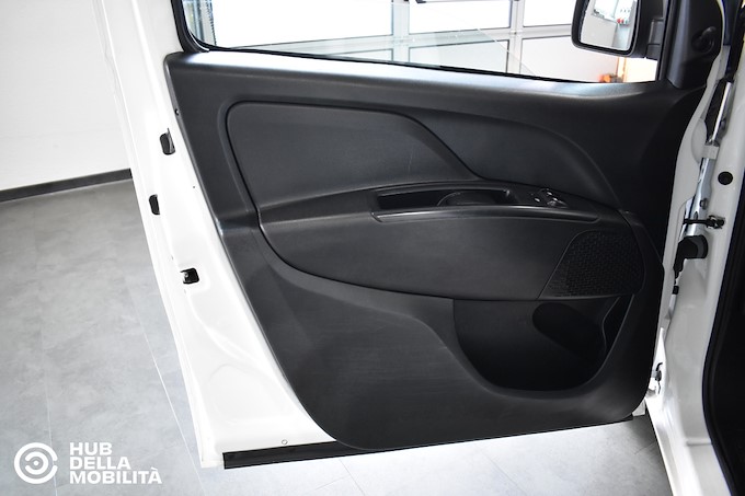 FIAT Doblò 1.3 MJT PC-TN Cargo Lamierato SX 3 Posti