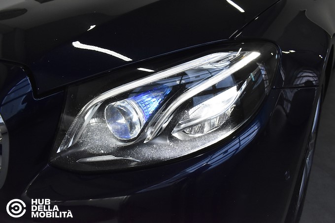 MERCEDES-BENZ E 300 de S.W. Auto EQ-Power Premium