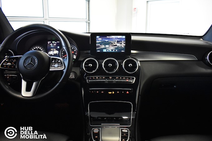 MERCEDES-BENZ GLC 300 e 4Matic Plug-in hybrid Coupé Business