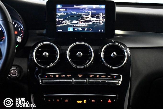 MERCEDES-BENZ GLC 300 e 4Matic Plug-in hybrid Coupé Business