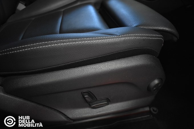 MERCEDES-BENZ GLC 300 e 4Matic Plug-in hybrid Coupé Business