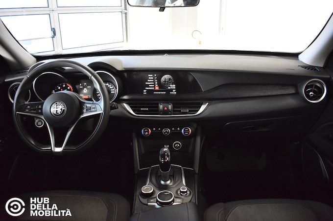 ALFA ROMEO Stelvio 2.2 Turbodiesel 160 CV AT8 RWD Business