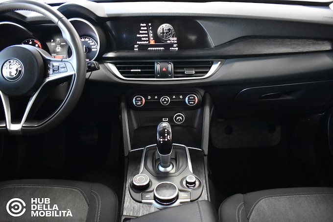 ALFA ROMEO Stelvio 2.2 Turbodiesel 160 CV AT8 RWD Business