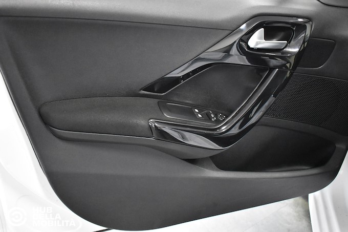 PEUGEOT BlueHDi 75 5 porte Van Active