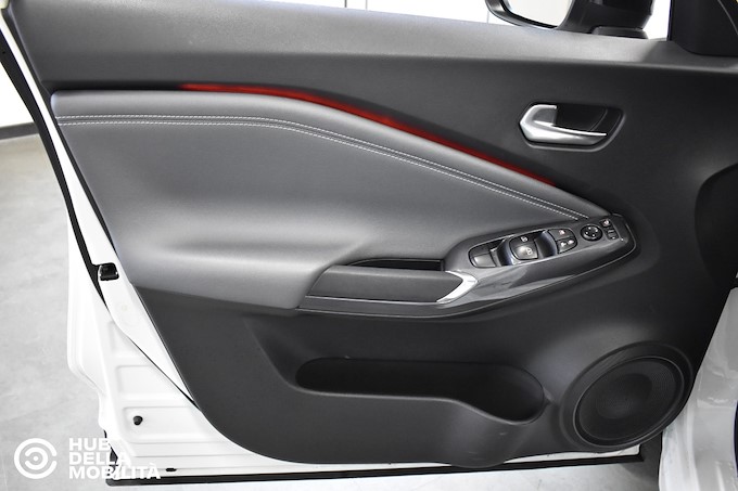 NISSAN Juke 1.0 DIG-T 117 CV DCT N-Connecta