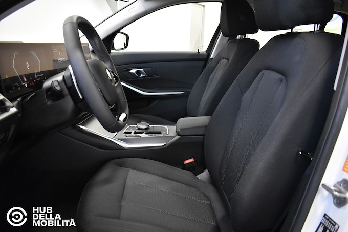 BMW 320d 48V xDrive Touring