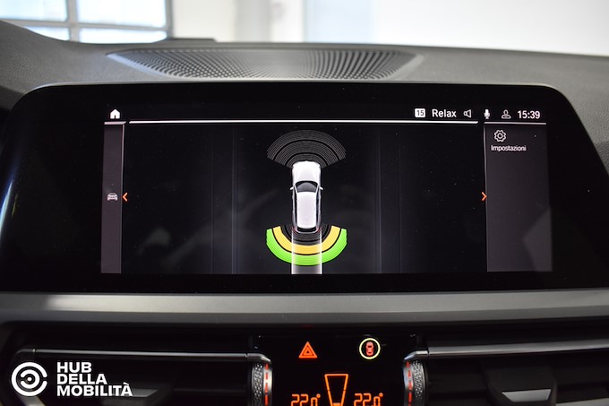 BMW 318d 48V Touring Business Advantage