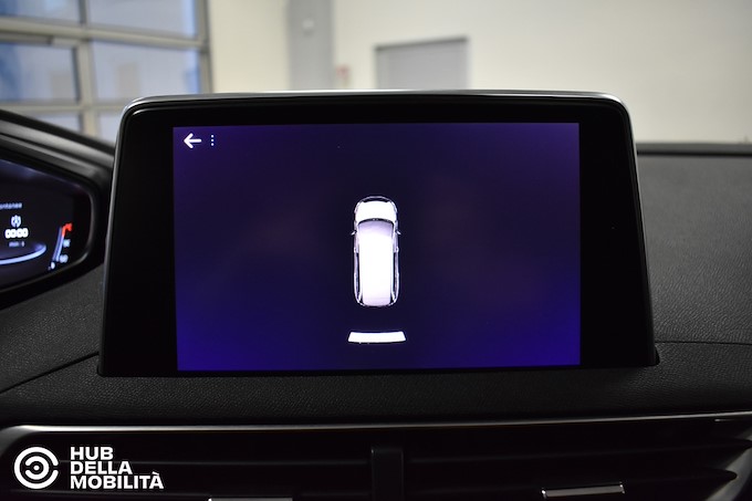 PEUGEOT 5008 BlueHDi 130 S&S EAT8 Business