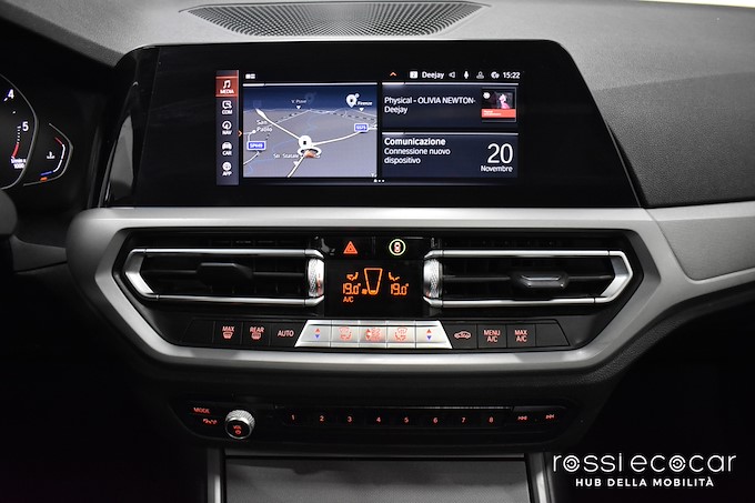 BMW 320d 48V Touring Business Advantage