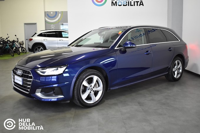 AUDI A4 Avant 40 TDI quattro S tronic Business Advanced