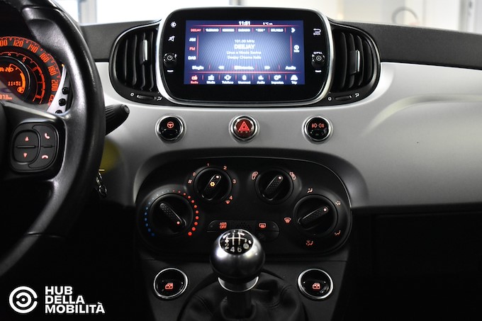 FIAT 500 1.0 Hybrid Connect