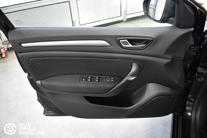 RENAULT Mégane Sporter Blue dCi 115 CV EDC Equilibre