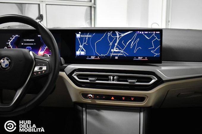 BMW 318d 48V Touring