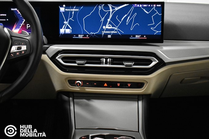 BMW 318d 48V Touring