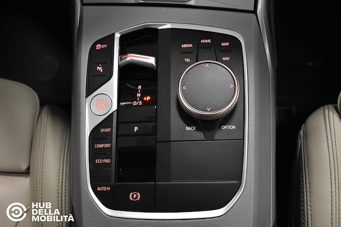 BMW 318d 48V Touring