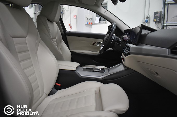 BMW 318d 48V Touring