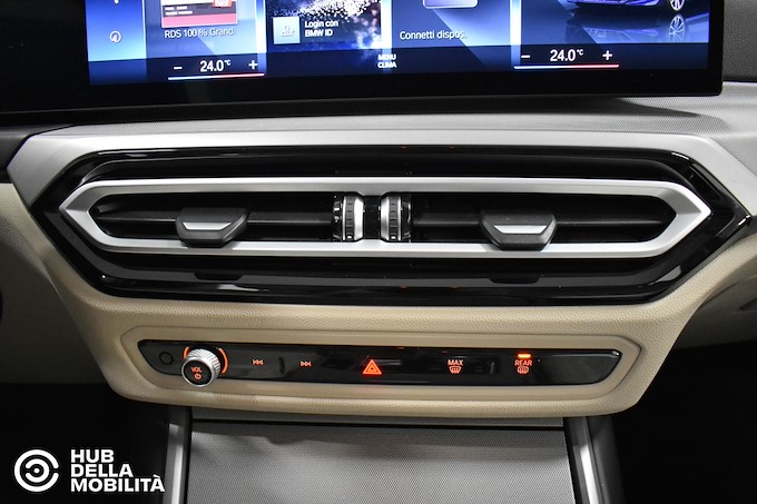 BMW 318d 48V Touring