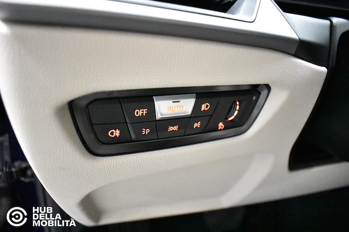 BMW 318d 48V Touring