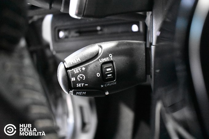 PEUGEOT 5008 BlueHDi 130 S&S EAT8 Business