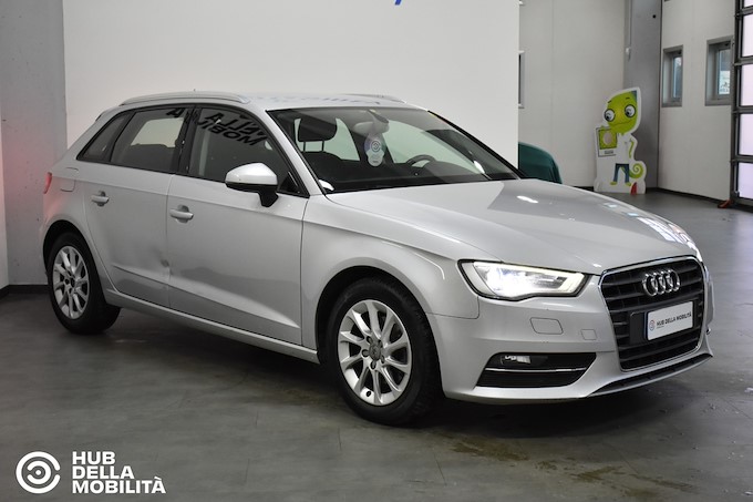 AUDI A3 SPB 1.6 TDI 105 CV CR Ambiente