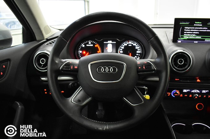 AUDI A3 SPB 1.6 TDI 105 CV CR Ambiente