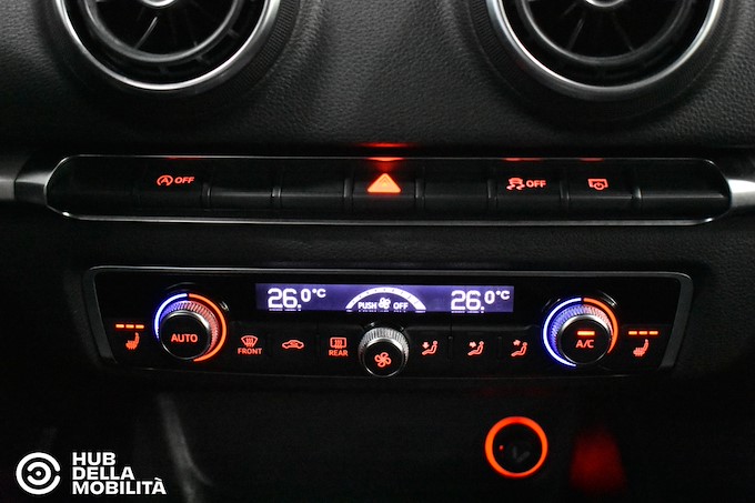 AUDI A3 SPB 1.6 TDI 105 CV CR Ambiente