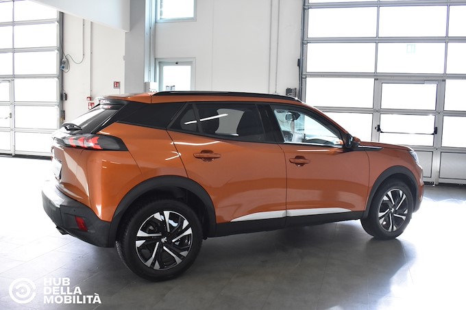 PEUGEOT 2008 BlueHDi 130 S&S EAT8 Allure