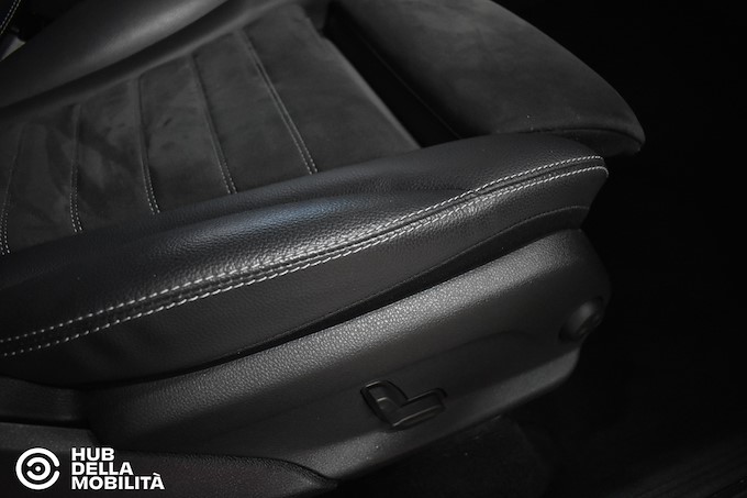 MERCEDES-BENZ GLC 300 de 4Matic Plug-in hybrid Coupé Premium