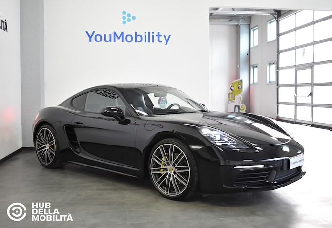 PORSCHE 718 Cayman 2.0