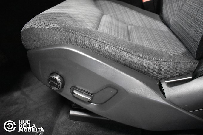 VOLVO XC60 B4 (d) automatico Core