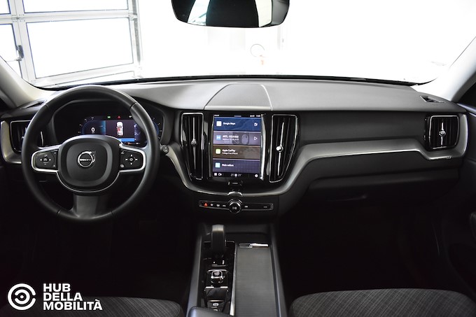 VOLVO XC60 B4 (d) automatico Core
