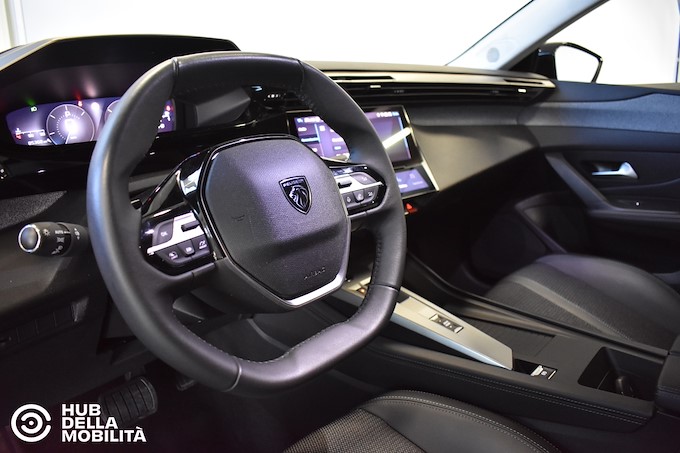 PEUGEOT 308 BlueHDi 130 S&S EAT8 SW Allure