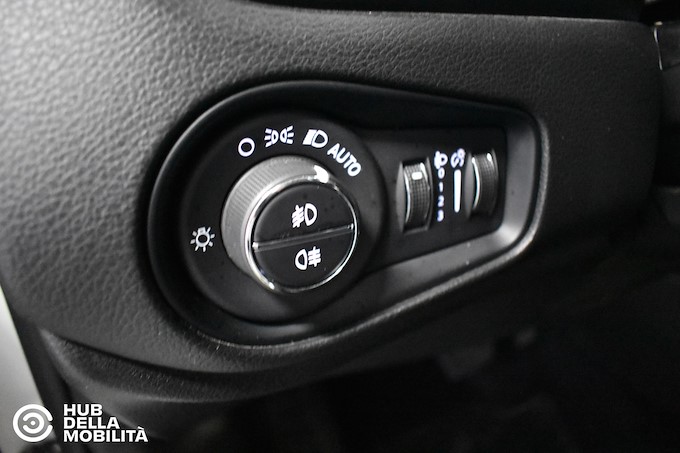 JEEP Renegade 1.5 Turbo T4 MHEV Limited DDCT