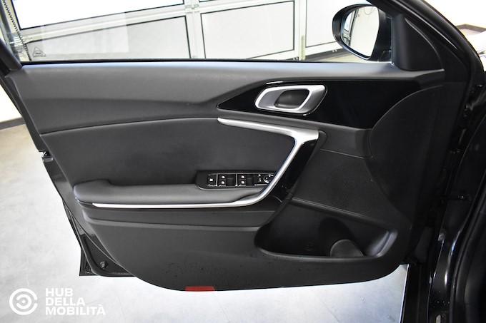 KIA Xceed 1.6 CRDi 136 CV MHEV DCT Business