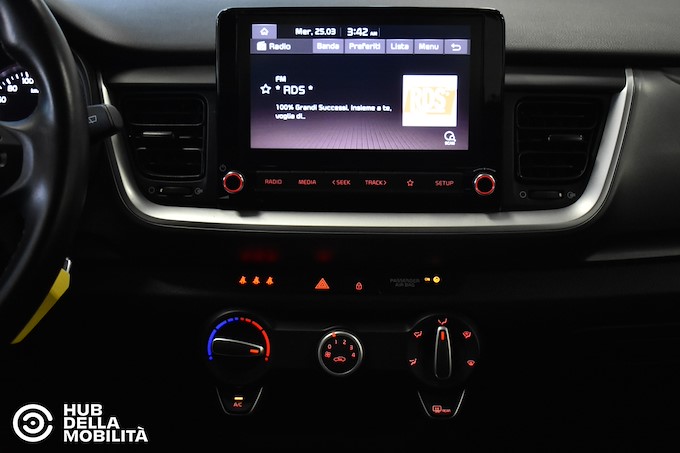 KIA Stonic 1.0 T-GDi 100 CV MHEV iMT Style