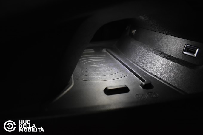 PEUGEOT 508 Plug-in Hybrid 225 e-EAT8 SW Allure