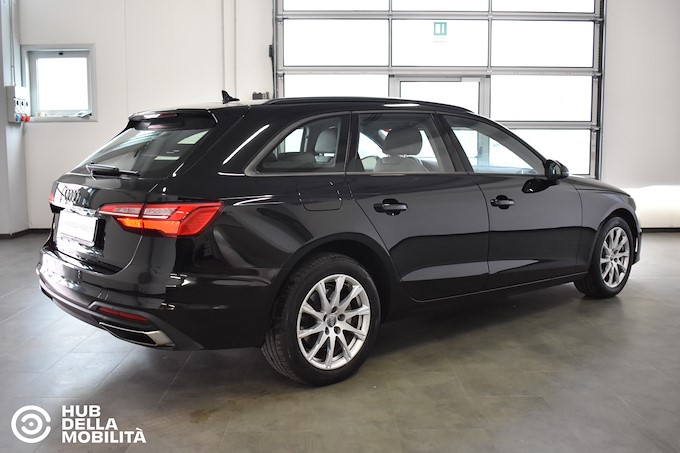 AUDI A4 Avant 40 g-tron S tronic