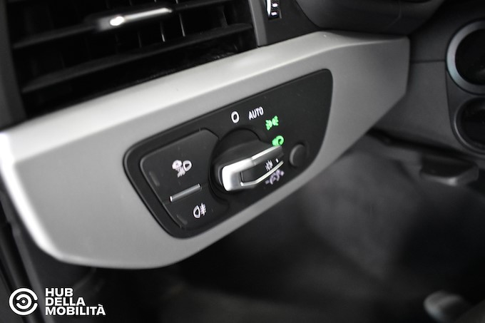 AUDI A4 Avant 40 g-tron S tronic