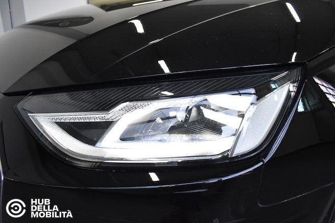 AUDI A4 Avant 40 g-tron S tronic