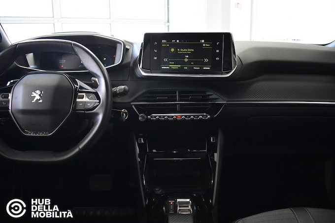 PEUGEOT 2008 PureTech 130 S&S EAT8 Allure Pack