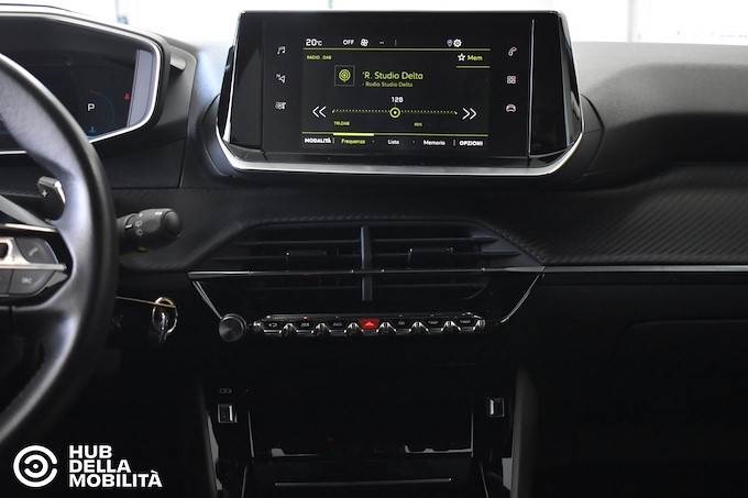 PEUGEOT 2008 PureTech 130 S&S EAT8 Allure Pack