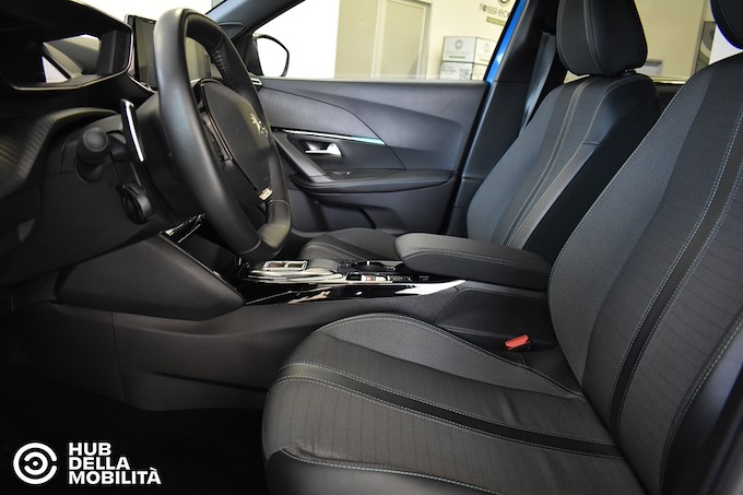 PEUGEOT 2008 PureTech 130 S&S EAT8 Allure Pack