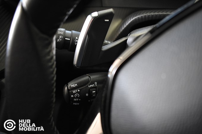 PEUGEOT 2008 PureTech 130 S&S EAT8 Allure Pack