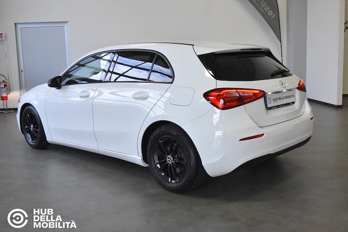 MERCEDES-BENZ A 160 d Business